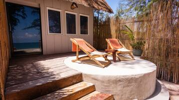 Exclusive Bungalow, 1 King Bed, Patio, Beachside | Terrace/patio