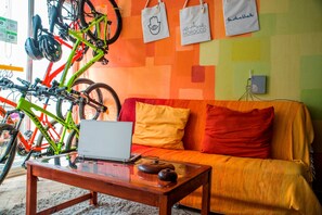 Bicycling - Mia Hostels (Asilah)