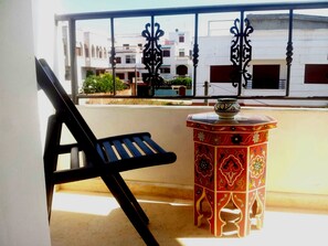 Basic Double Room, 1 Double Bed with Sofa bed, Balcony | Balcony - Mia Hostels (Asilah)