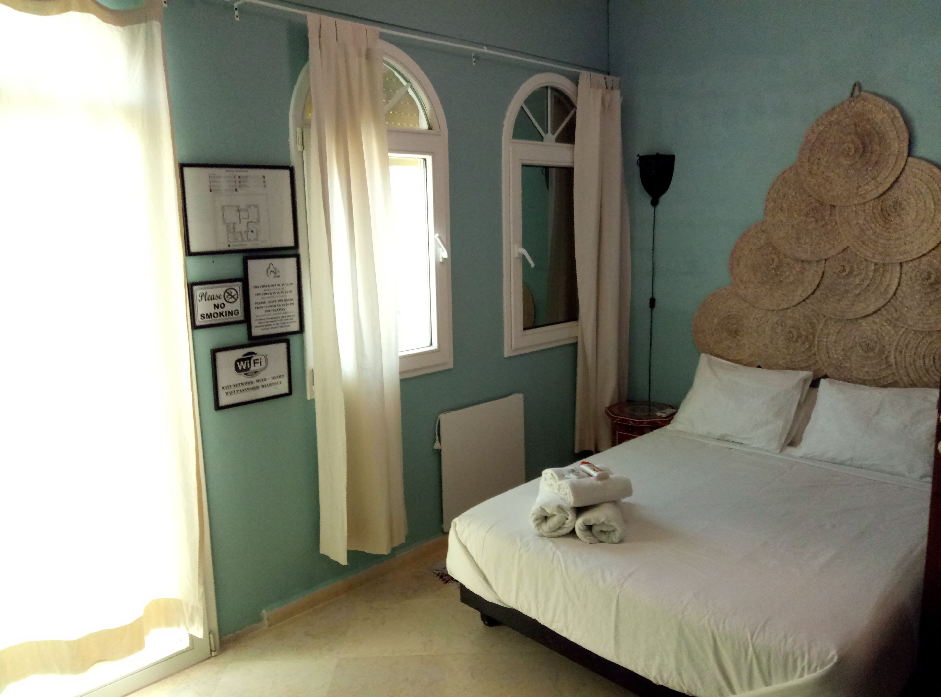 Kamar Double Basic, 1 Tempat Tidur Double dengan tempat tidur Sofa, balkon | Kedap suara dan Wi-Fi gratis