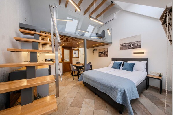 Exclusive Loft, River View