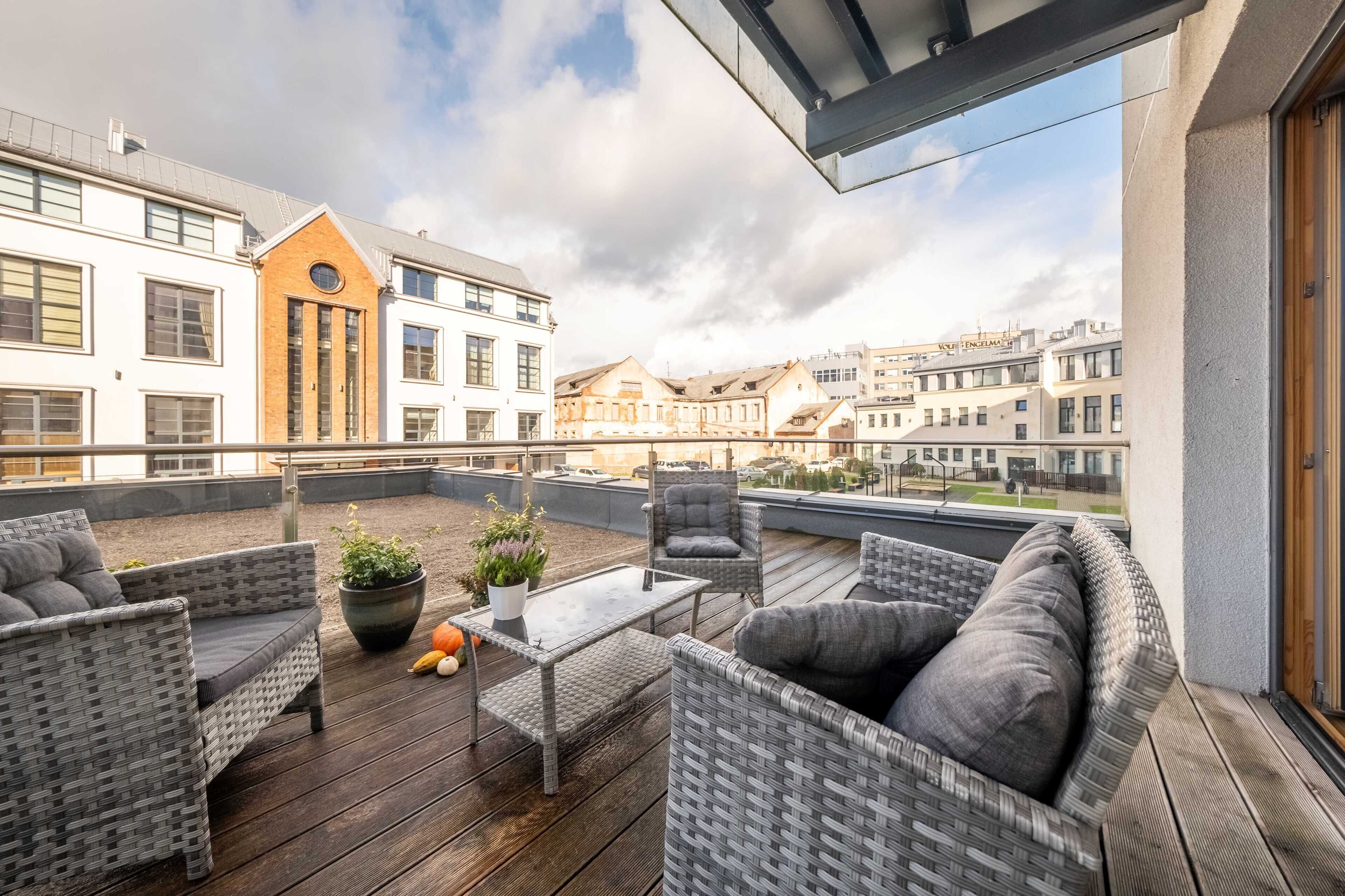 Apartment | Terrace/patio