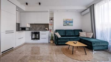 Apartment | Private kitchen | Fridge, microwave, stovetop, electric kettle