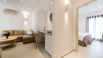 Superior Suite, 2 Bedrooms, Jetted Tub | Desk, soundproofing, iron/ironing board, cribs/infant beds