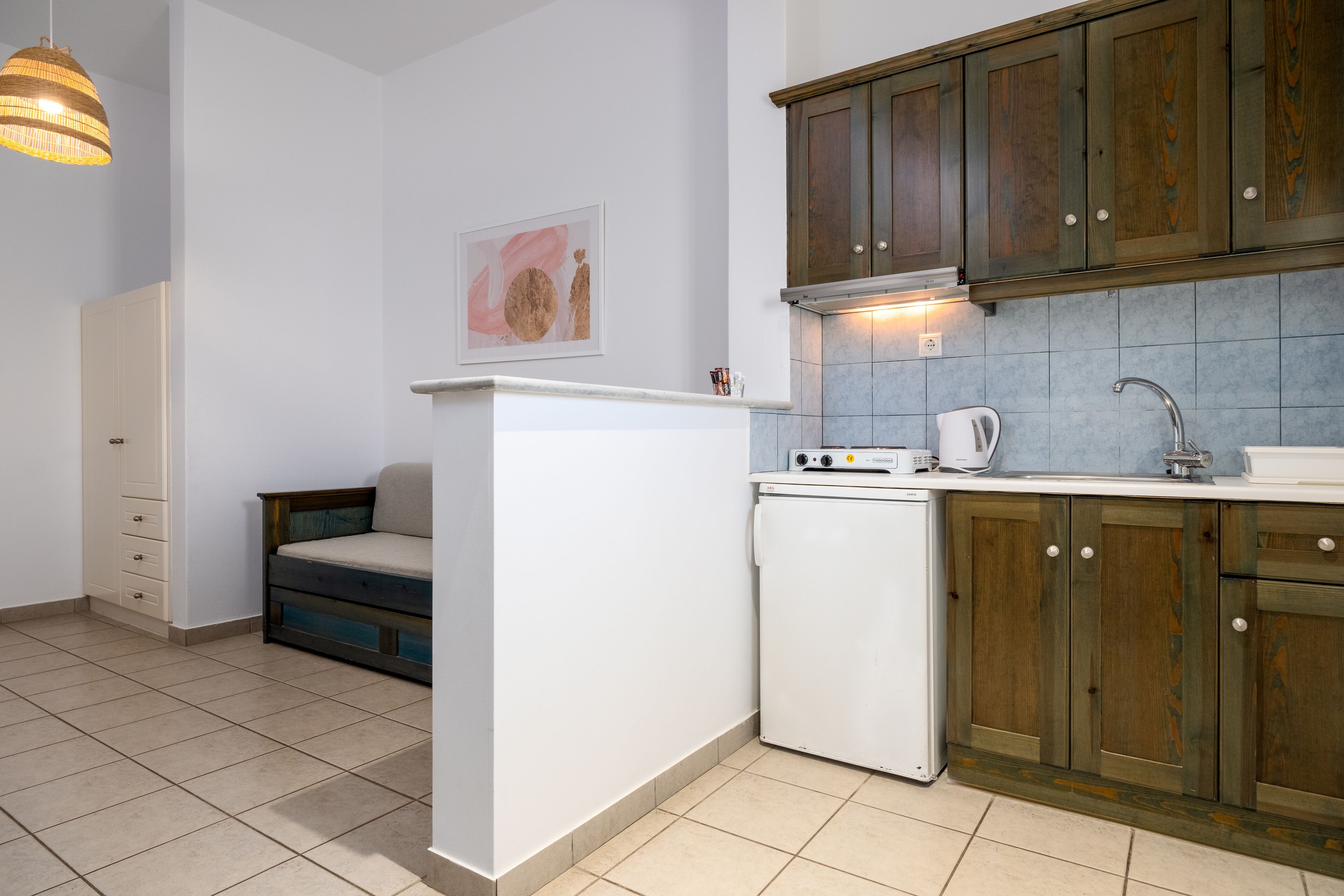 senior apartment | private kitchen | coffee/tea maker, electric kettle