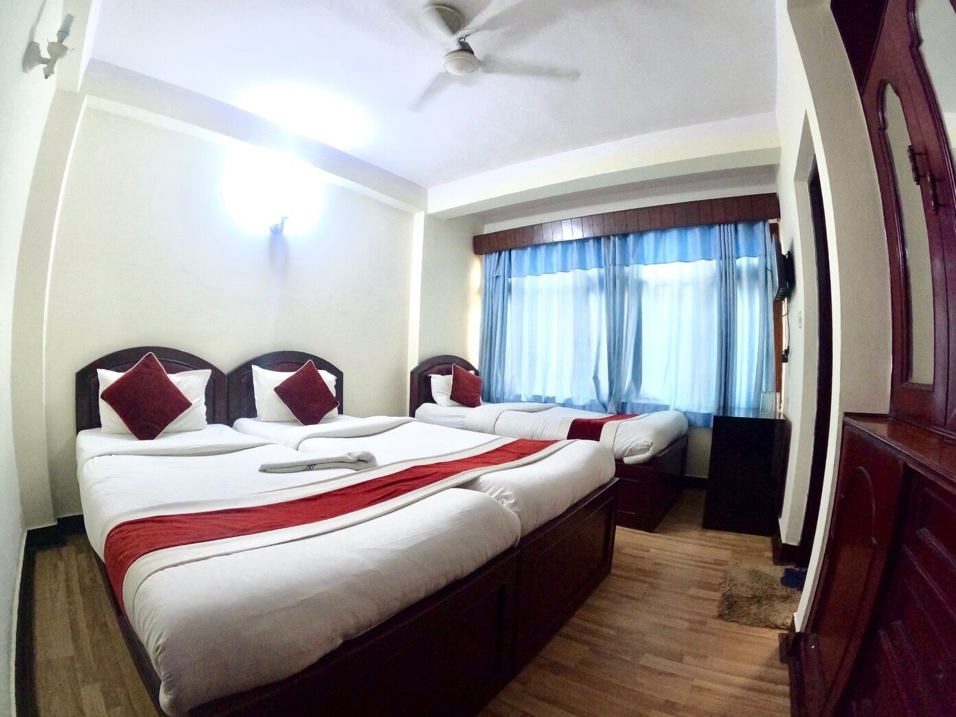 Family Triple Room, 3 Bedrooms, Private Bathroom, Courtyard View | 1 bedroom, premium bedding, in-room safe, desk