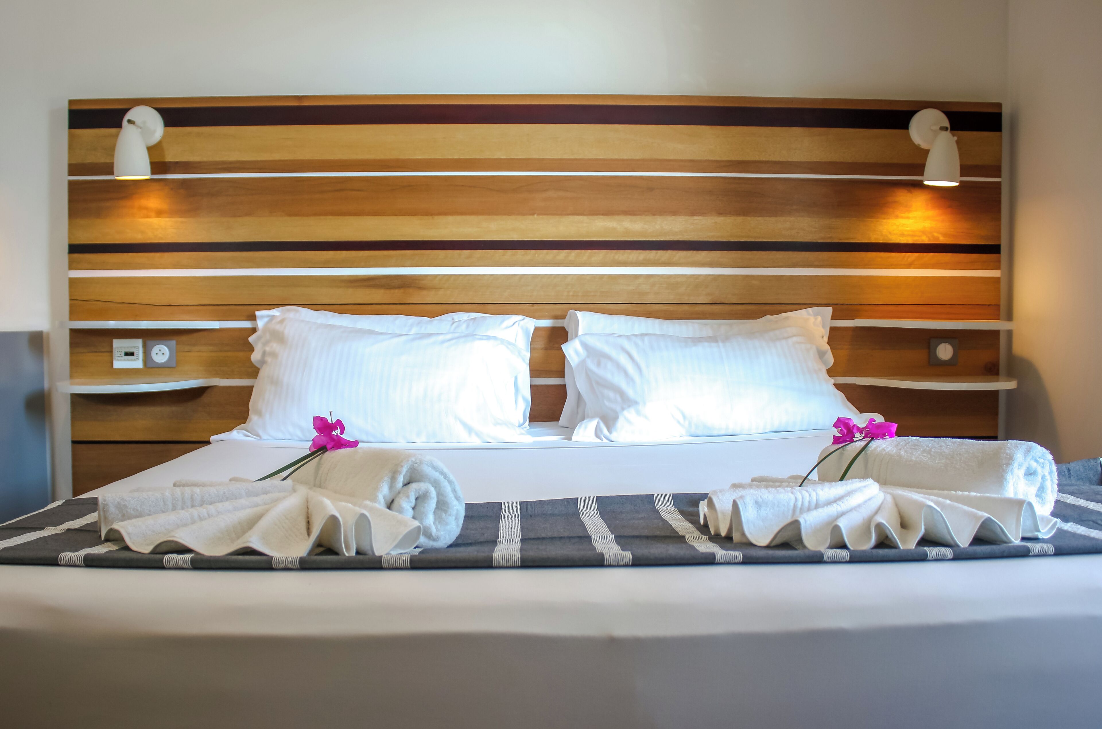 standard double room, 1 bedroom, mountainside | 1 bedroom, minibar, in-room safe, individually decorated