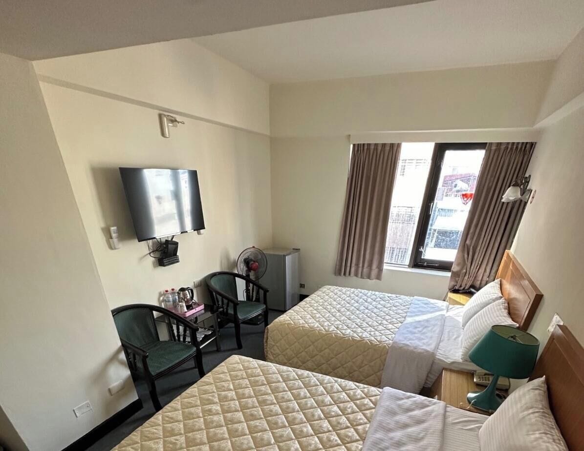 Habitación cuádruple estándar | Insonorización, wifi gratis y ropa de cama 