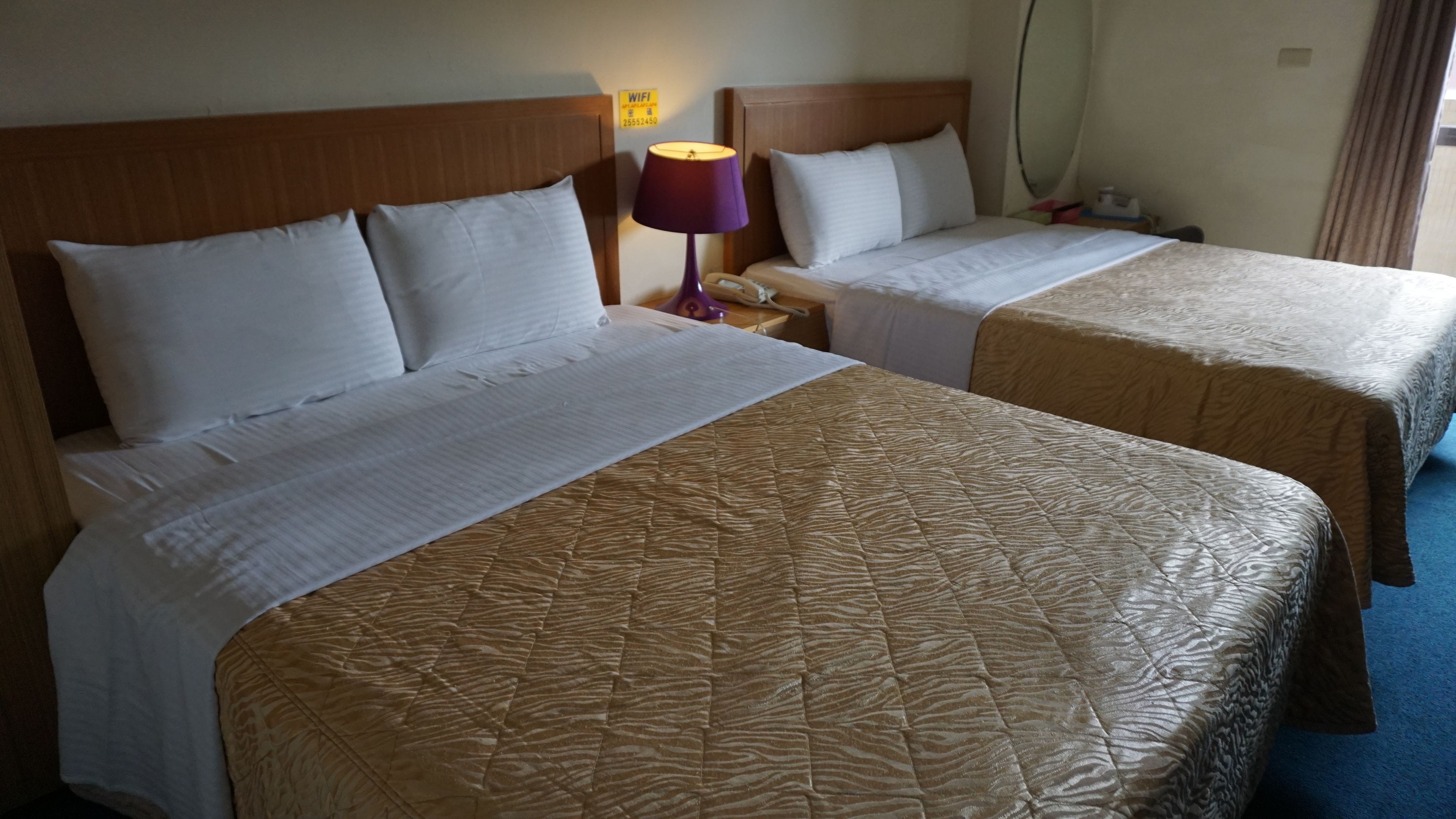 standard quadruple room | soundproofing, free wifi, bed sheets