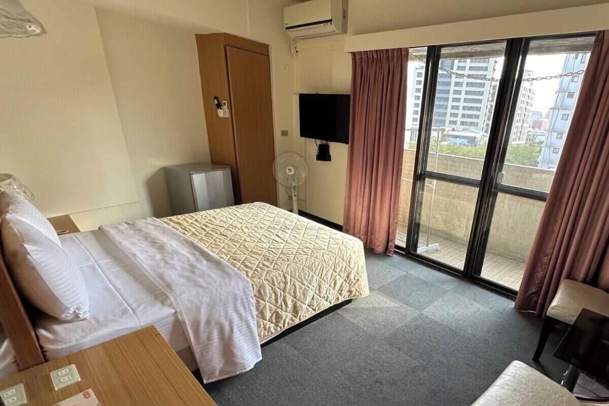 Habitación doble estándar | Insonorización, wifi gratis y ropa de cama