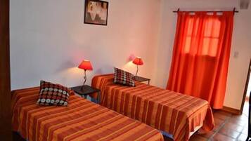 Free cots/infant beds, free WiFi