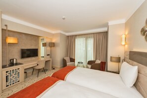 Literie de qualité supérieure, minibar, coffres-forts dans les chambres