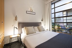 4 bedrooms, in-room safe, soundproofing, iron/ironing board