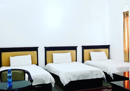 Economy Triple Room | In-room safe, desk, free WiFi