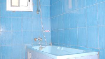 Badewanne und Dusche (separat), Hydromassagedusche