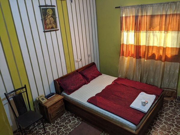 1 Schlafzimmer, hochwertige Bettwaren, Daunenbettdecken