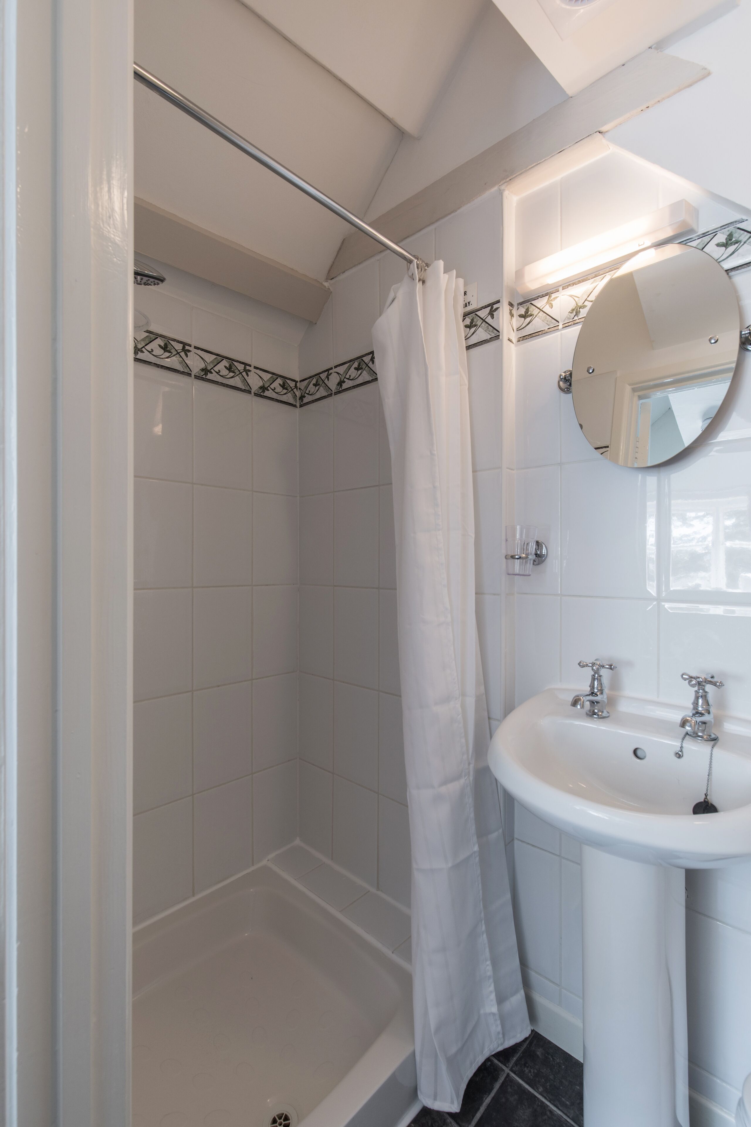 twin room, ensuite, garden view (room 12) | bathroom | hair dryer, towels, soap, shampoo