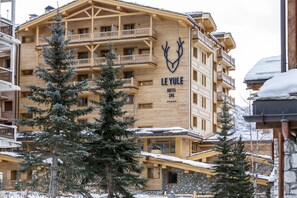Front of property - Le Yule Hotel & Spa (Val-d'Isere)
