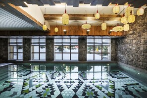 Indoor pool - Le Yule Hotel & Spa (Val-d'Isere)