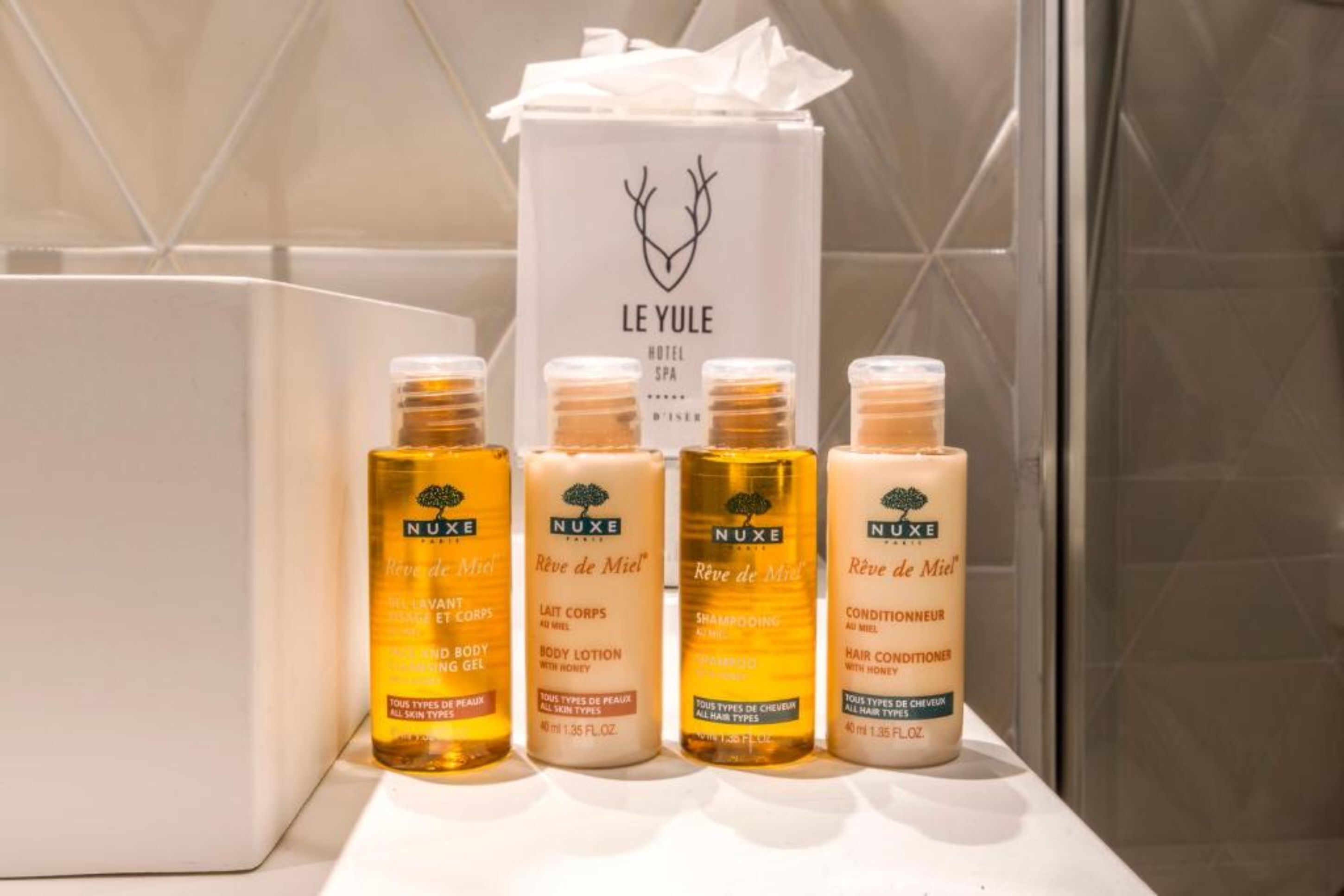 standard room with courtyard view | bathroom | free toiletries, hair dryer, bathrobes, slippers