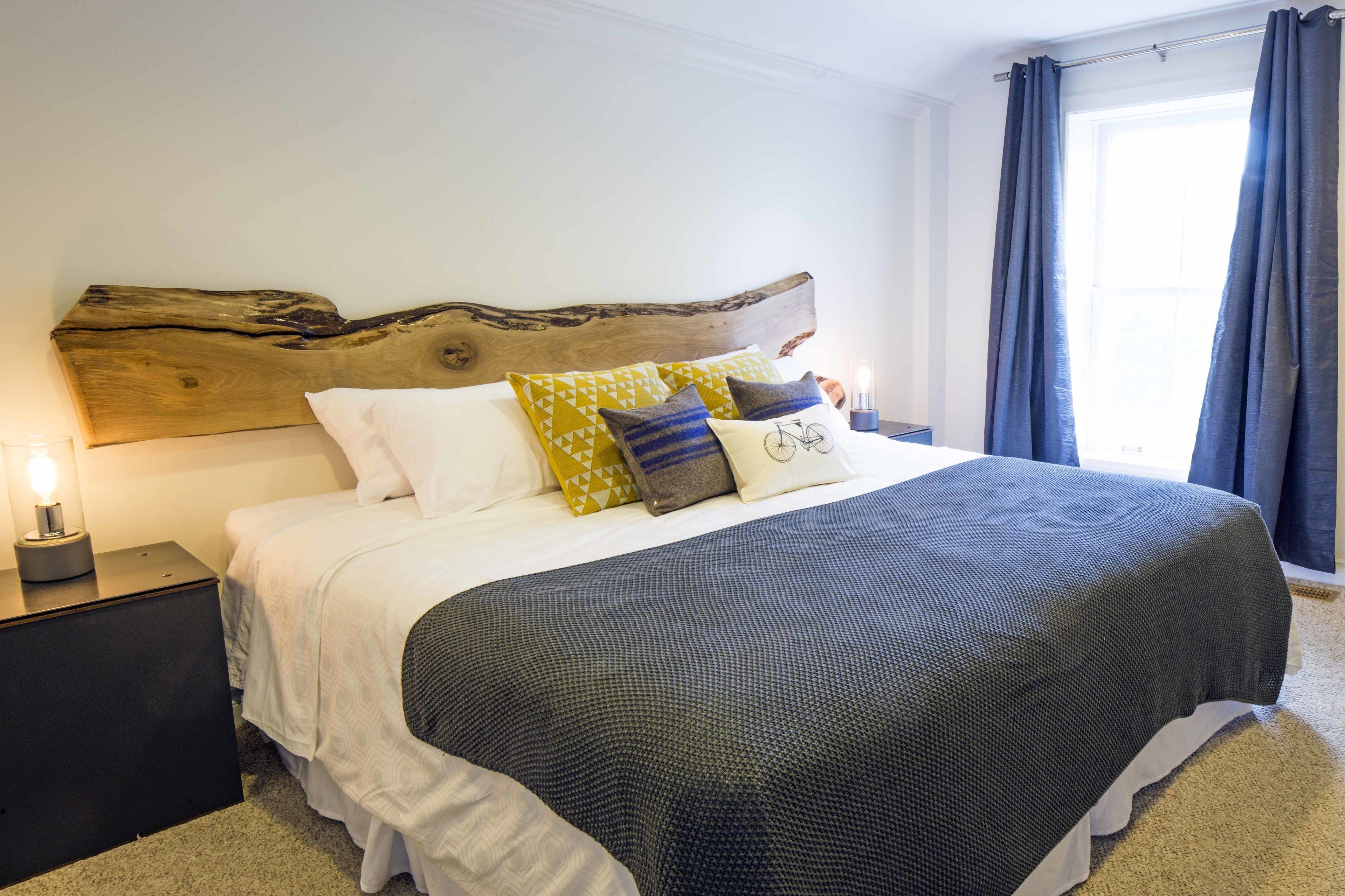 Chambre traditionnelle, 1 très grand lit | Literie de qualité, décor unique, ameublement unique