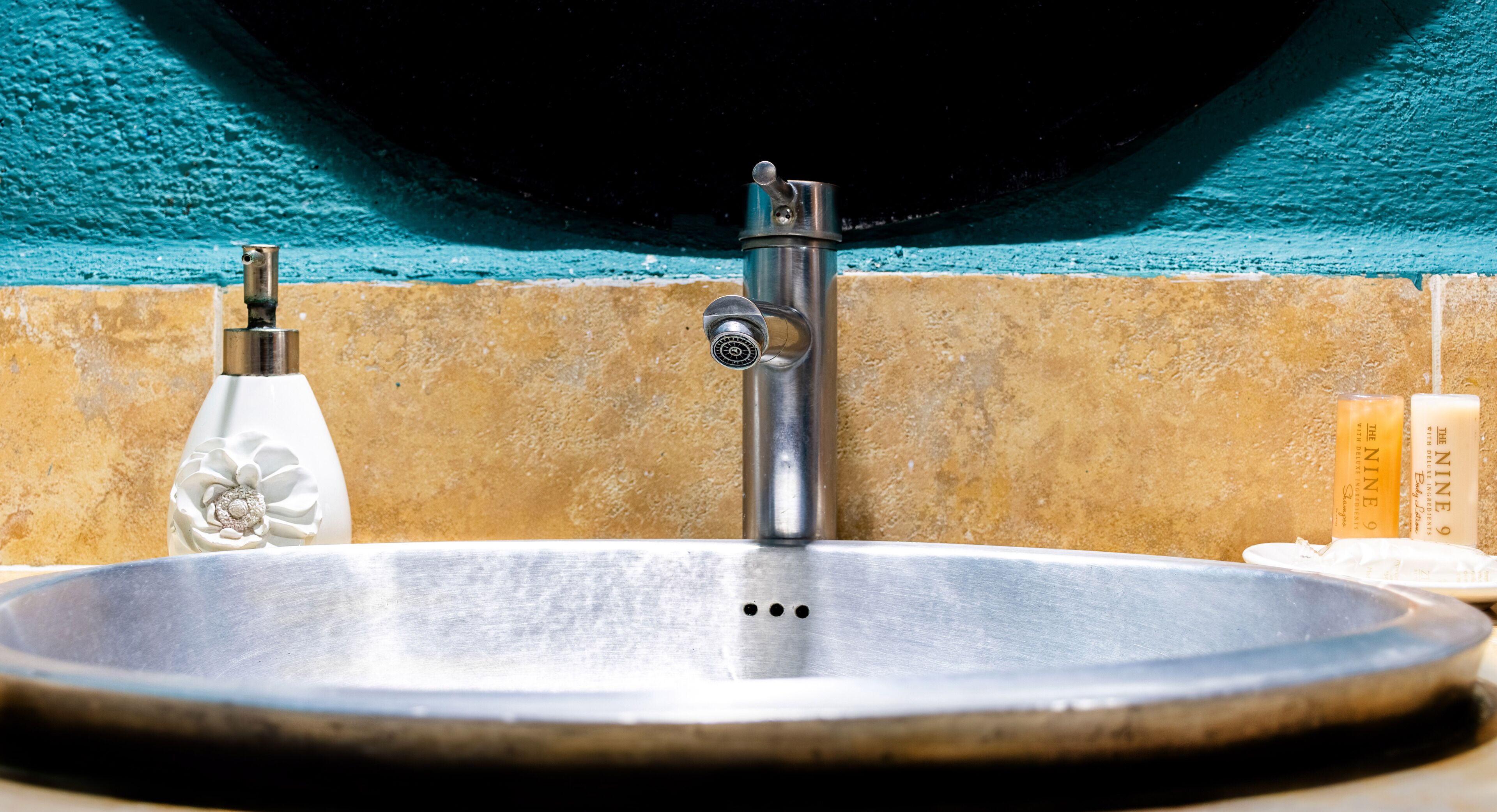 family double room | bathroom | shower, free toiletries, hair dryer, towels