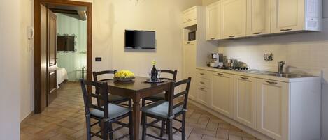 Căn hộ, 1 phòng ngủ, phù hợp cho người khuyết tật | Bếp riêng | Tủ lạnh, lò vi sóng, bếp nấu, dụng cụ pha cà phê/trà