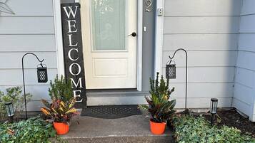 ด้านหน้าที่พัก