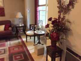 Cottage, 1 Bedroom | Living room | 32-inch flat-screen TV with digital channels, TV, Netflix
