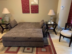 Cottage, 1 Bedroom | Living area | 32-inch flat-screen TV with digital channels, TV, Netflix - Kalmia Cottage (Junction City)