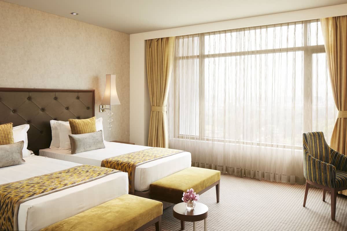 Minibar, in-room safe, free WiFi, bed sheets