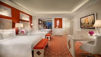 Palace Queen Room | Premium bedding, minibar, in-room safe, desk