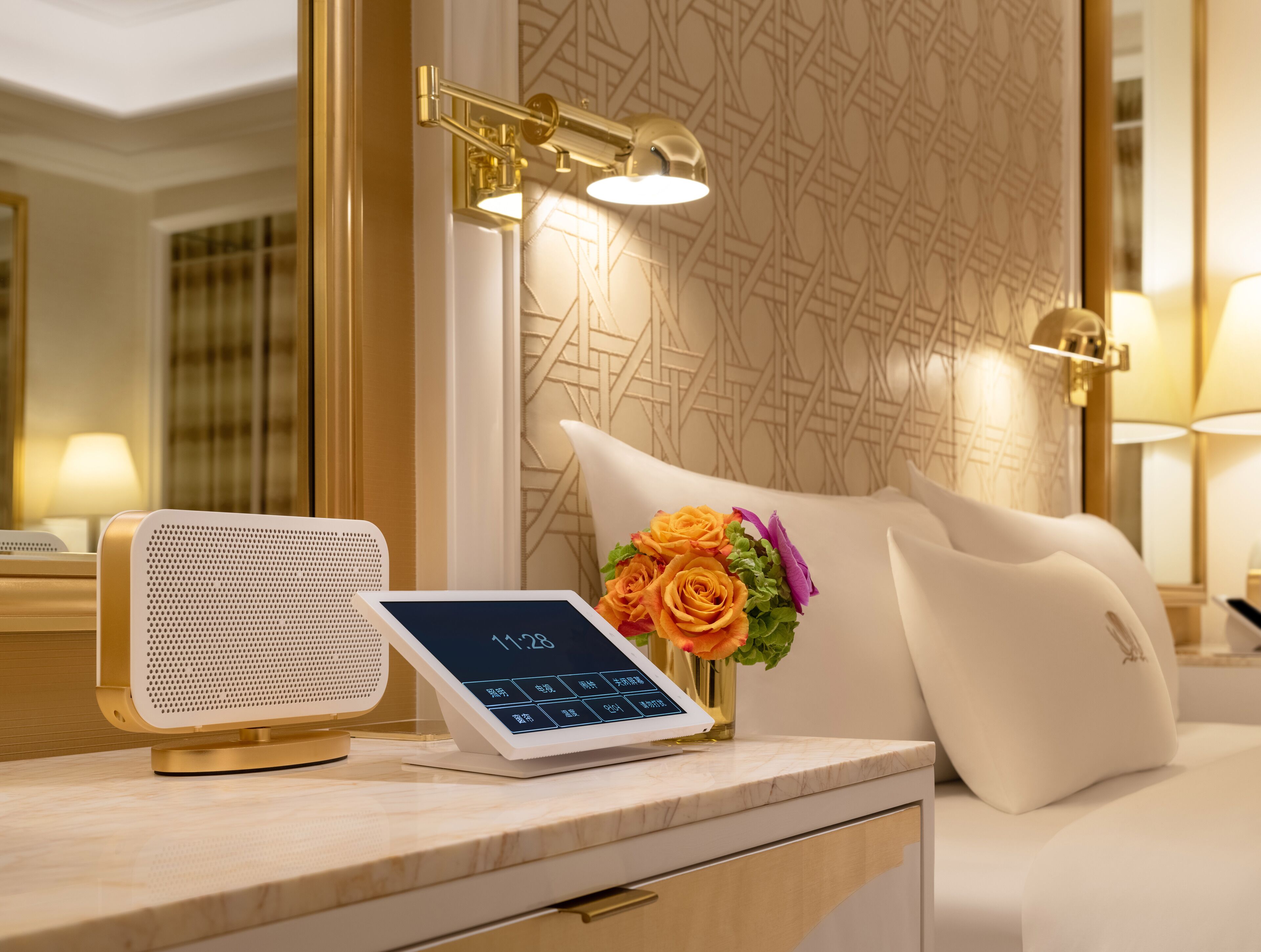 1 bedroom, premium bedding, minibar, in-room safe