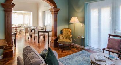 Charming Estoril Guesthouse B&B
