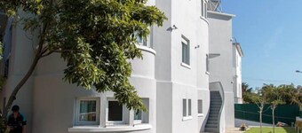 Charming Estoril Guesthouse B&B