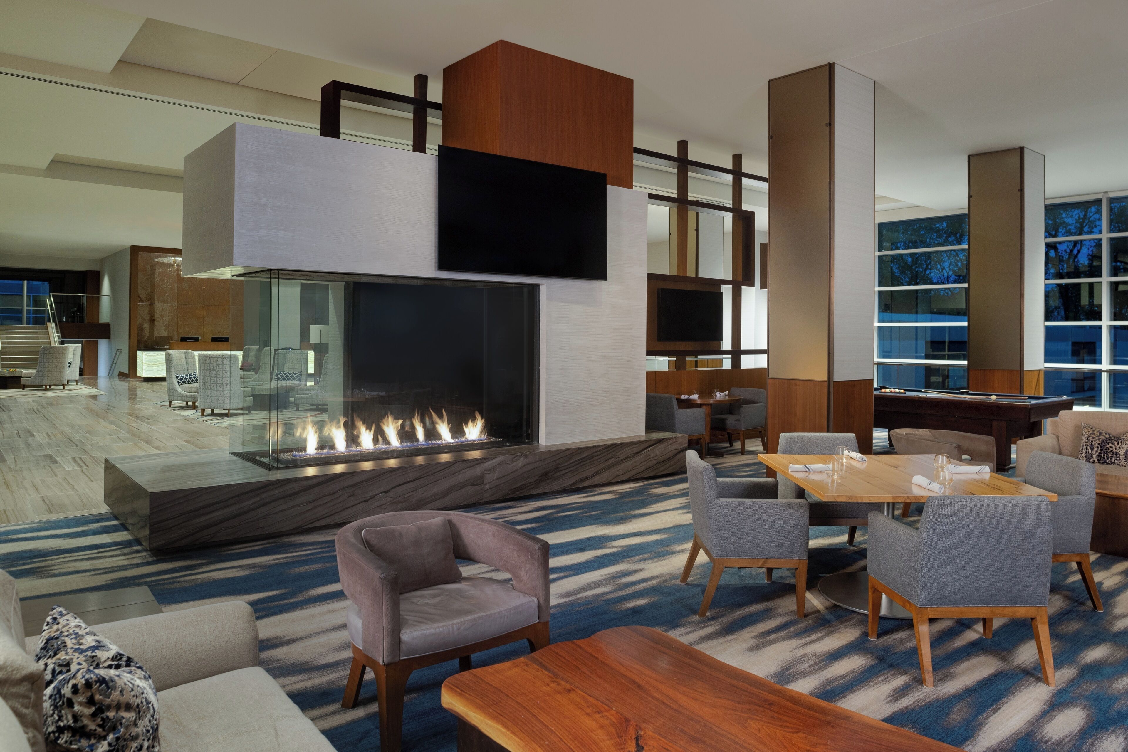 Coin salon dans le hall