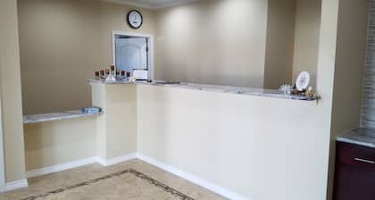 Luxury Inn & RV Park