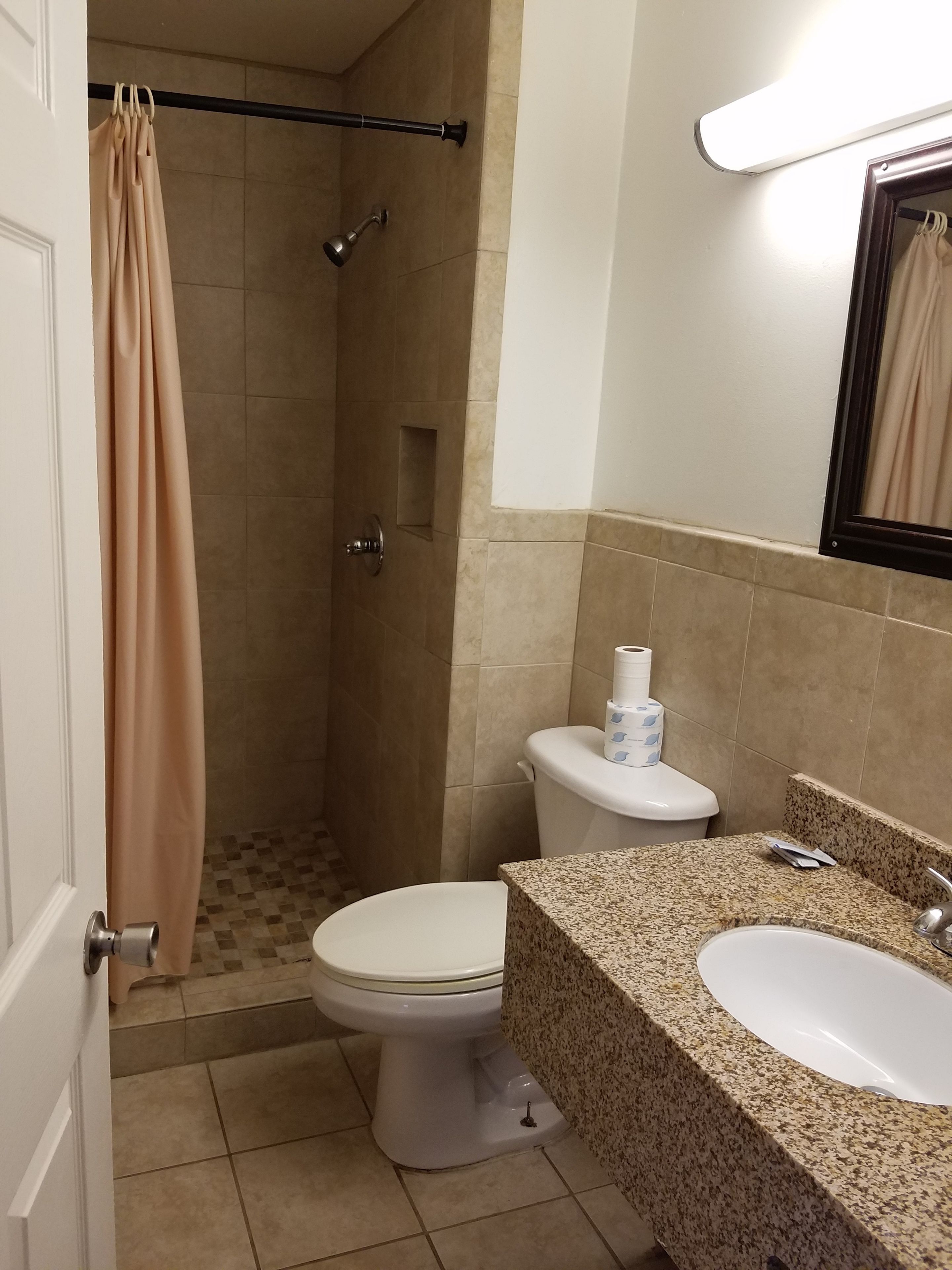 Room, 1 King Bed | Bathroom | Towels