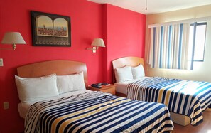 Standard Room, 2 Double Beds - Hotel Florencia Regency (Morelia)