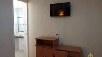 In-room safe, desk, free WiFi