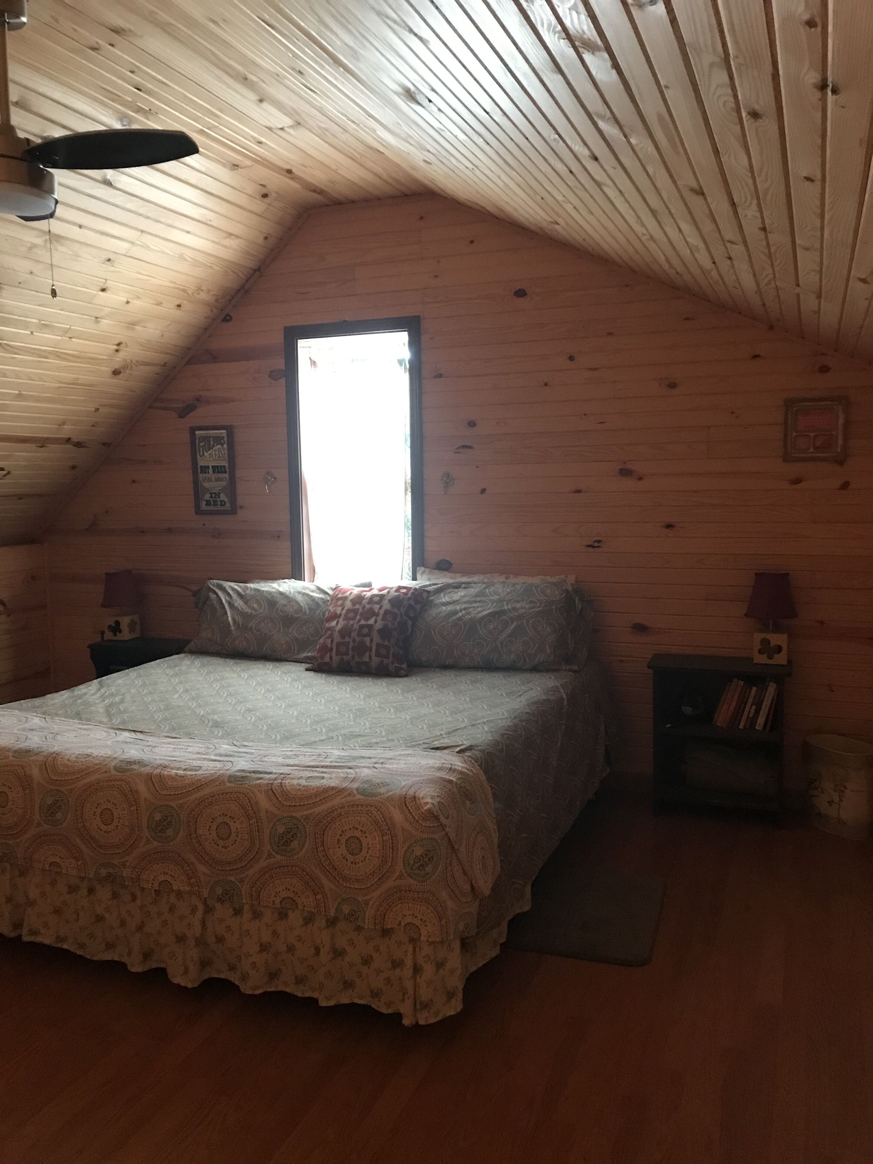 Kabin Tradisional, Beberapa Tempat Tidur, pemandangan gunung | Didekorasi berbeda-beda dan dilengkapi dengan perabotan berbeda-beda