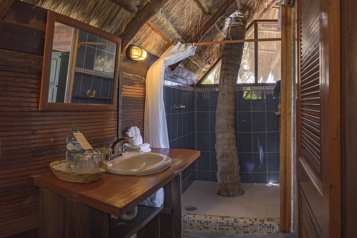 ola suite | 1 bedroom, in-room safe, individually decorated, individually furnished