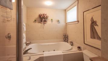 Suite, 2 Bedrooms (Grand) | Bathroom