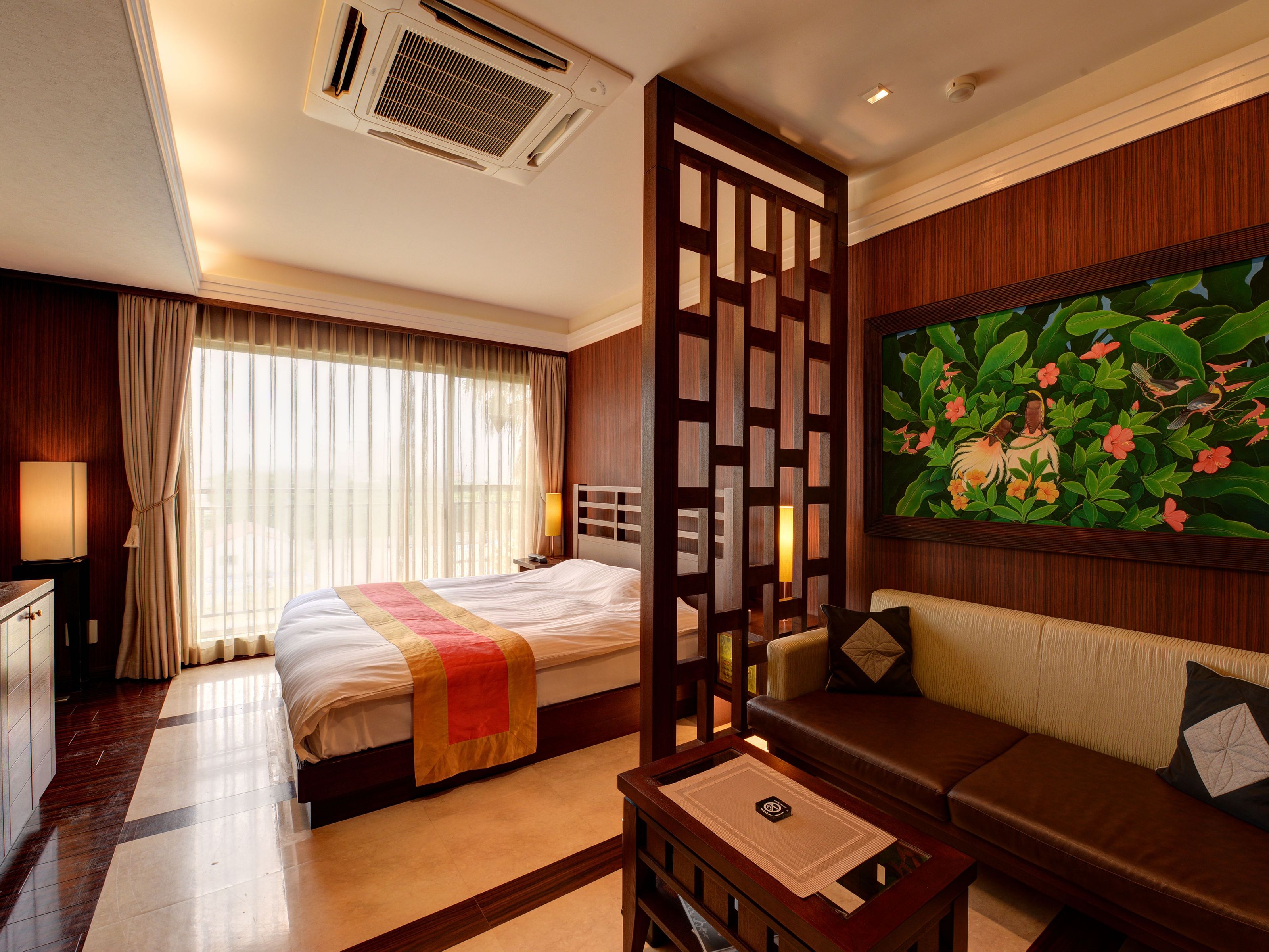 blackout curtains, free wifi, bed sheets