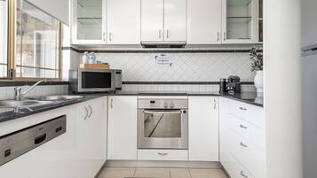 1 Bed Apartment | Private kitchen | Mini-fridge, electric kettle