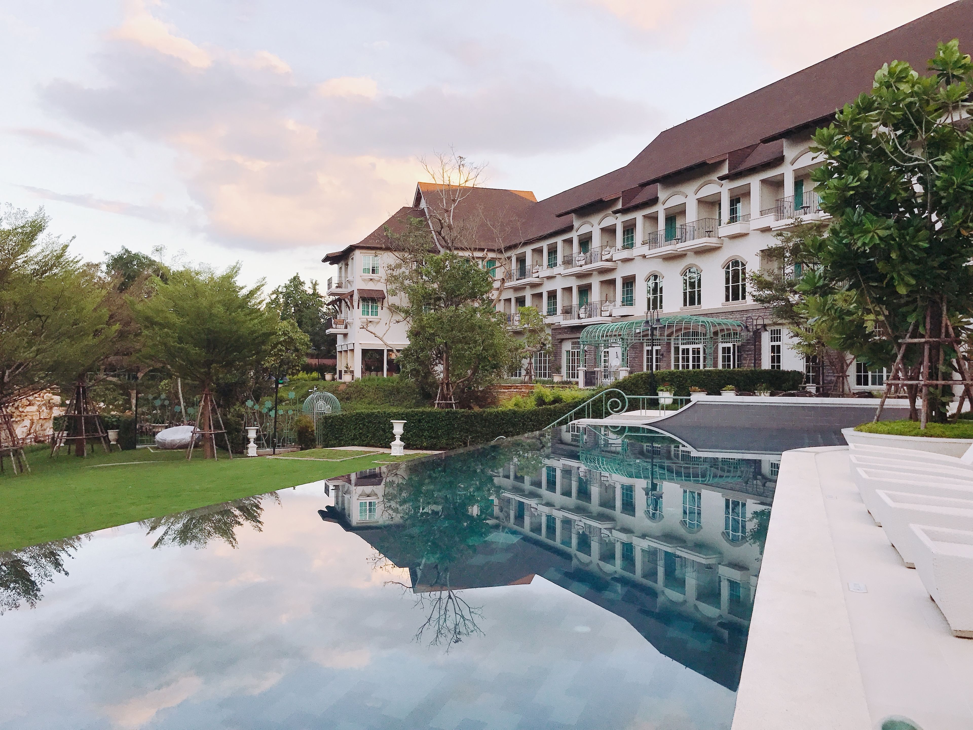 บริเวณภายนอก