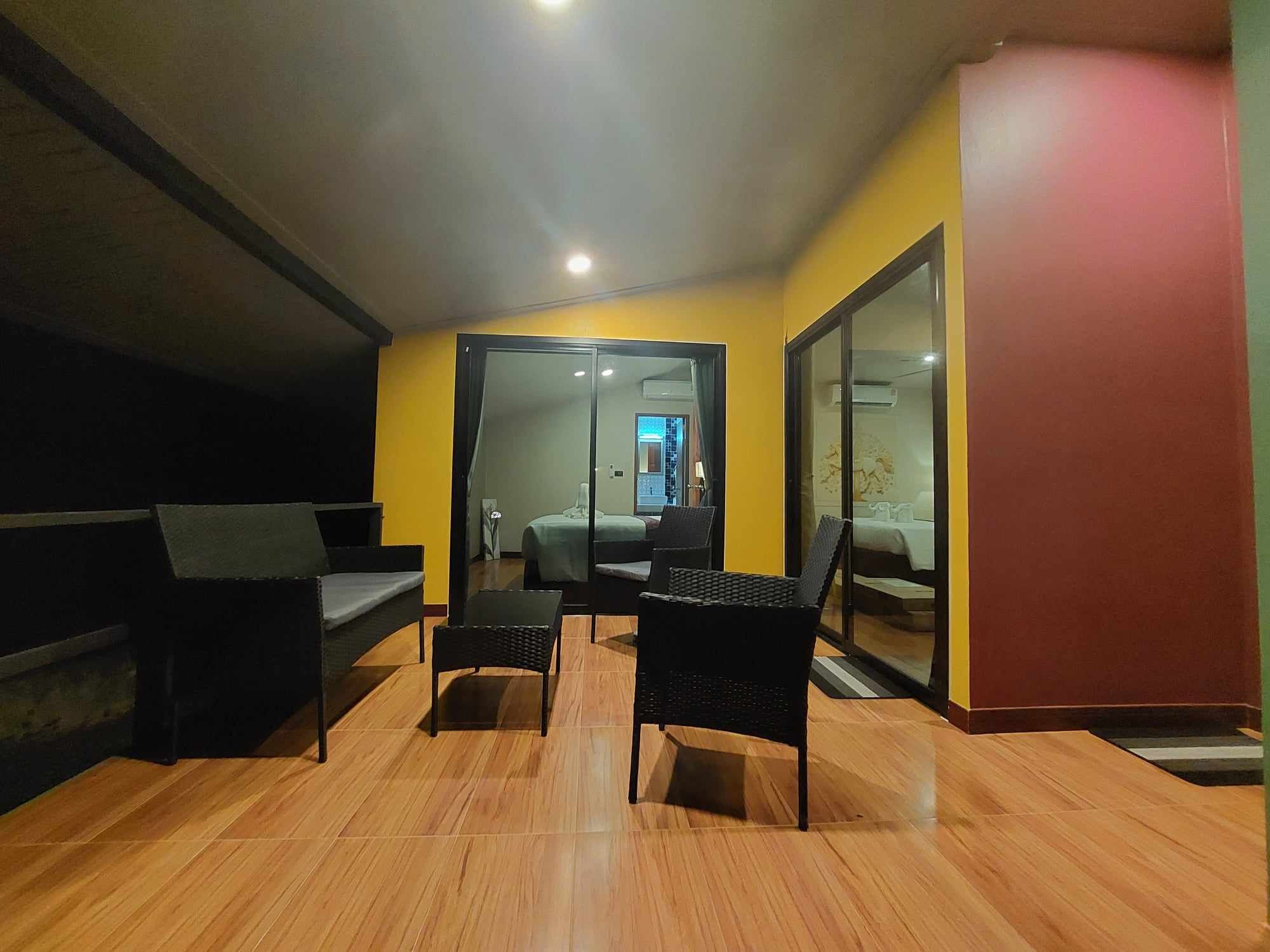 deluxe villa | terrace/patio