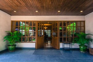 Entrada de la propiedad