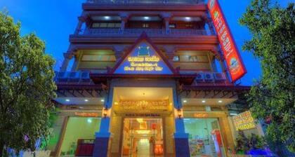 Seventh Heaven Hotel and High Bar