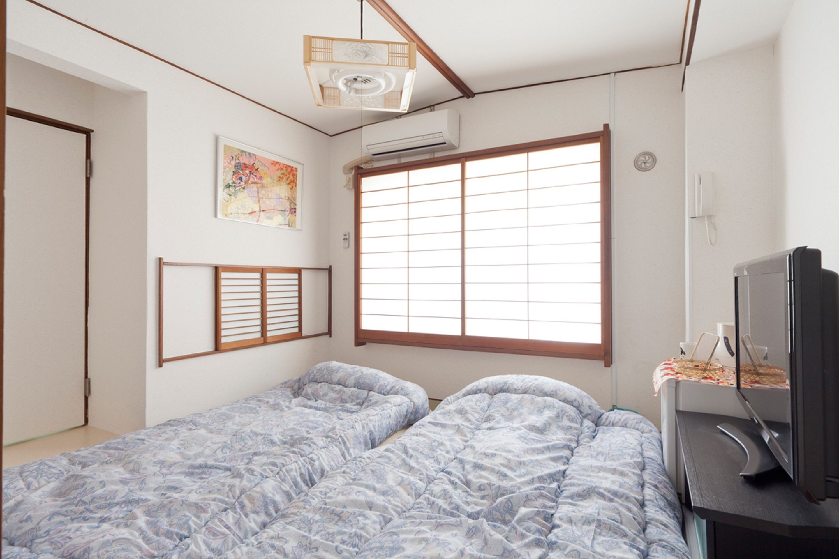 standard twin room | iron/ironing board, free wifi, bed sheets